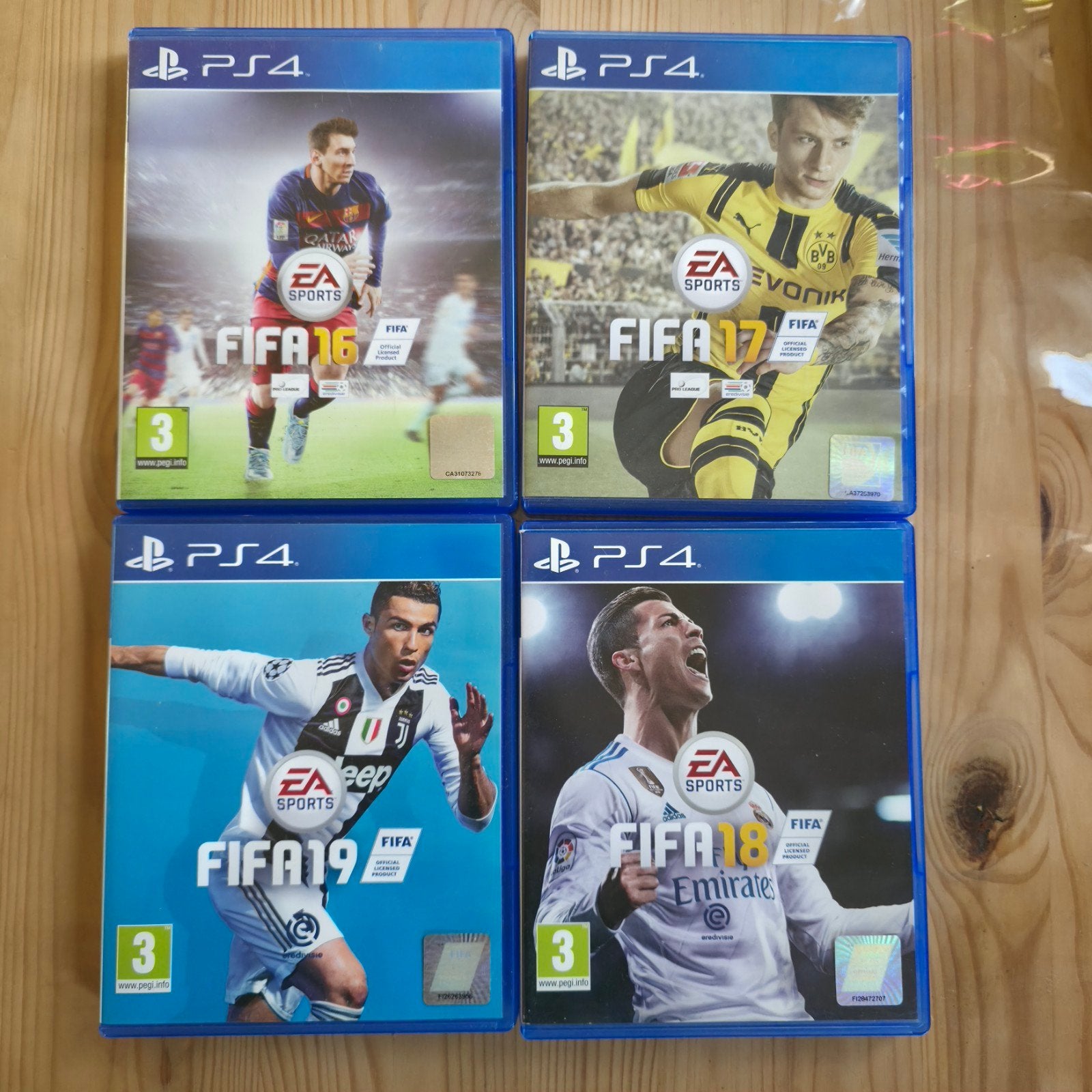 FIFA PS4 Games: 16, 17, 18, 19 - Voetbalplezier!, Spelcomputers en Games, Gebruikt, Ophalen of Verzenden, Eén computer, Sport
