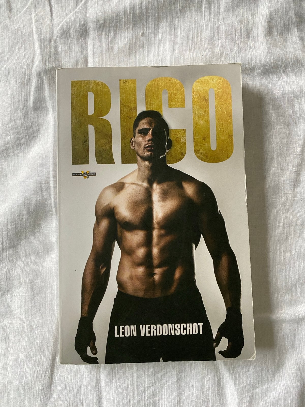 Rico Verhoeven - Het onthullende levensverhaal, Ophalen of Verzenden, Zo goed als nieuw, Nederland