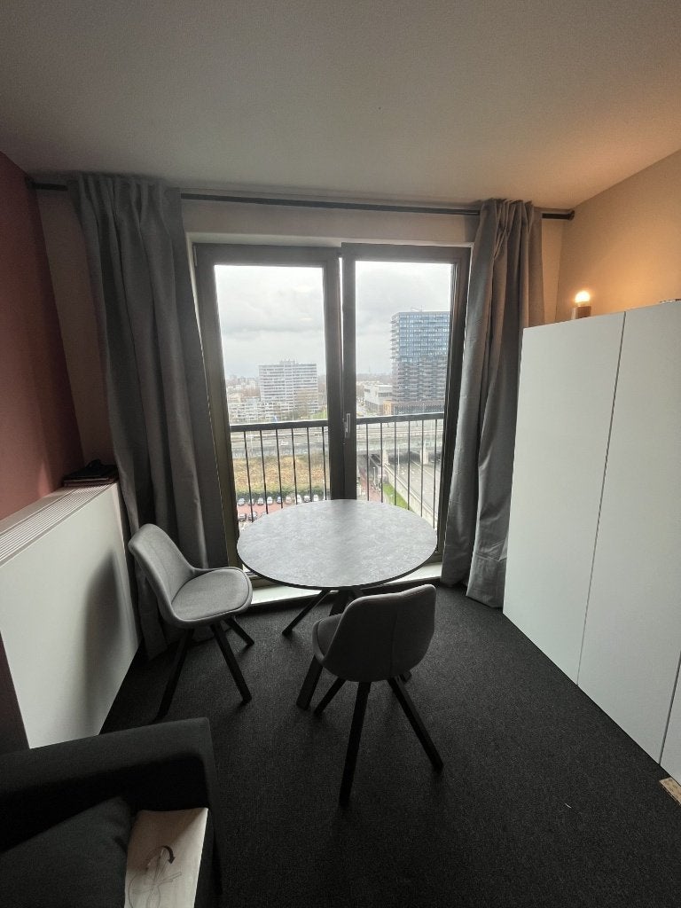 Ikea MARIEDAMM Tafel, donkergrijs, 105 cm, Ophalen, Rond, Zo goed als nieuw, Vier personen