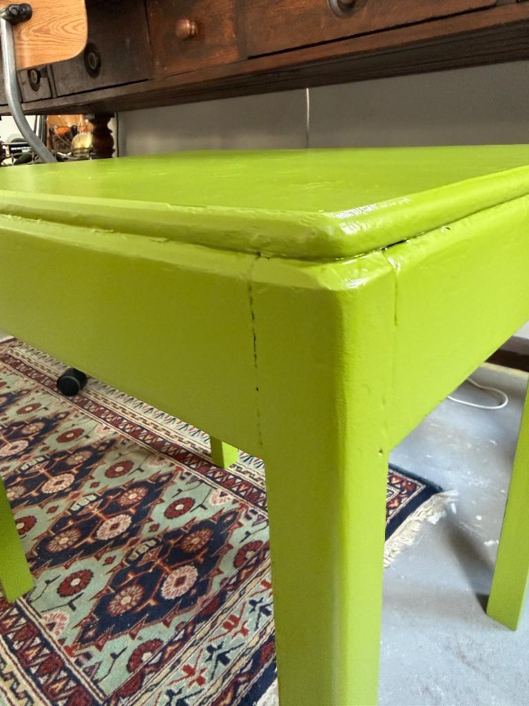 Vintage houten plantentafel, bijzettafel, oud schooltafeltje, Ophalen
