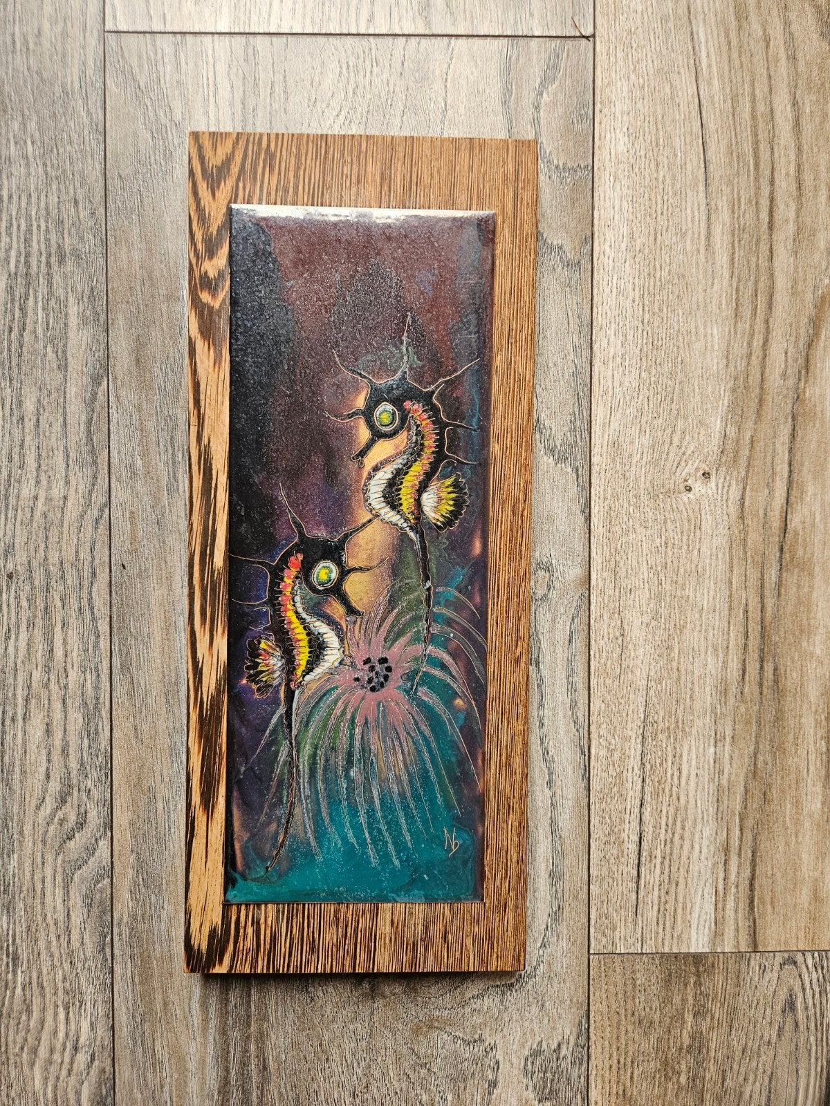 Nella Damsma wanddecoratie met zeepaardjes, Gebruikt, Hout, Meerkleurig, Ophalen of Verzenden