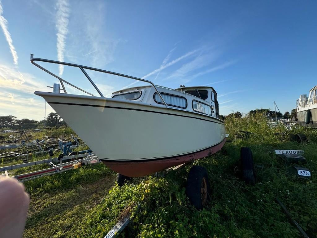 Peereboom Kruiser 660 kajuitboot met Yamaha 9,9 en Bootkar, Watersport en Boten, Motorboten en Motorjachten, Overige merken, Koelkast