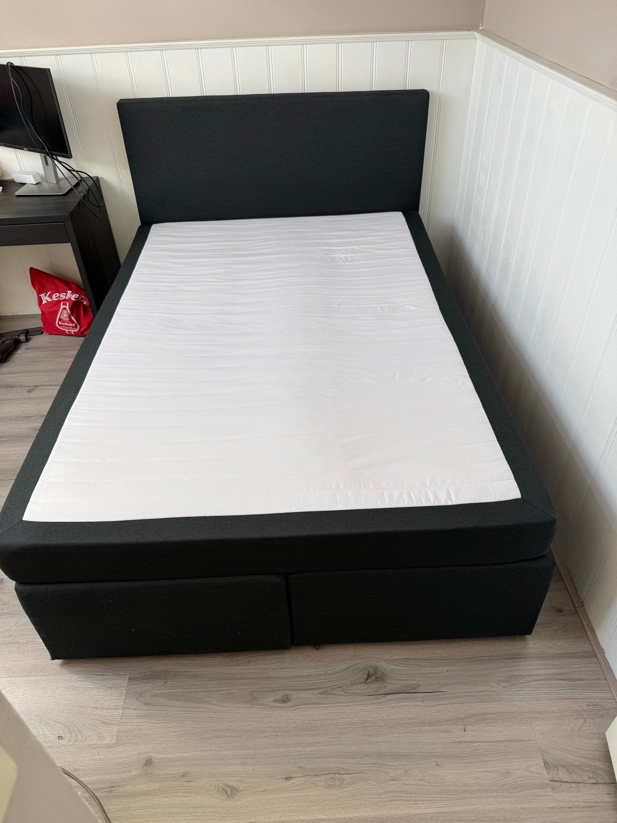 Boxspring met matras 140x200 cm, Ophalen, Gebruikt, Zwart, Tweepersoons