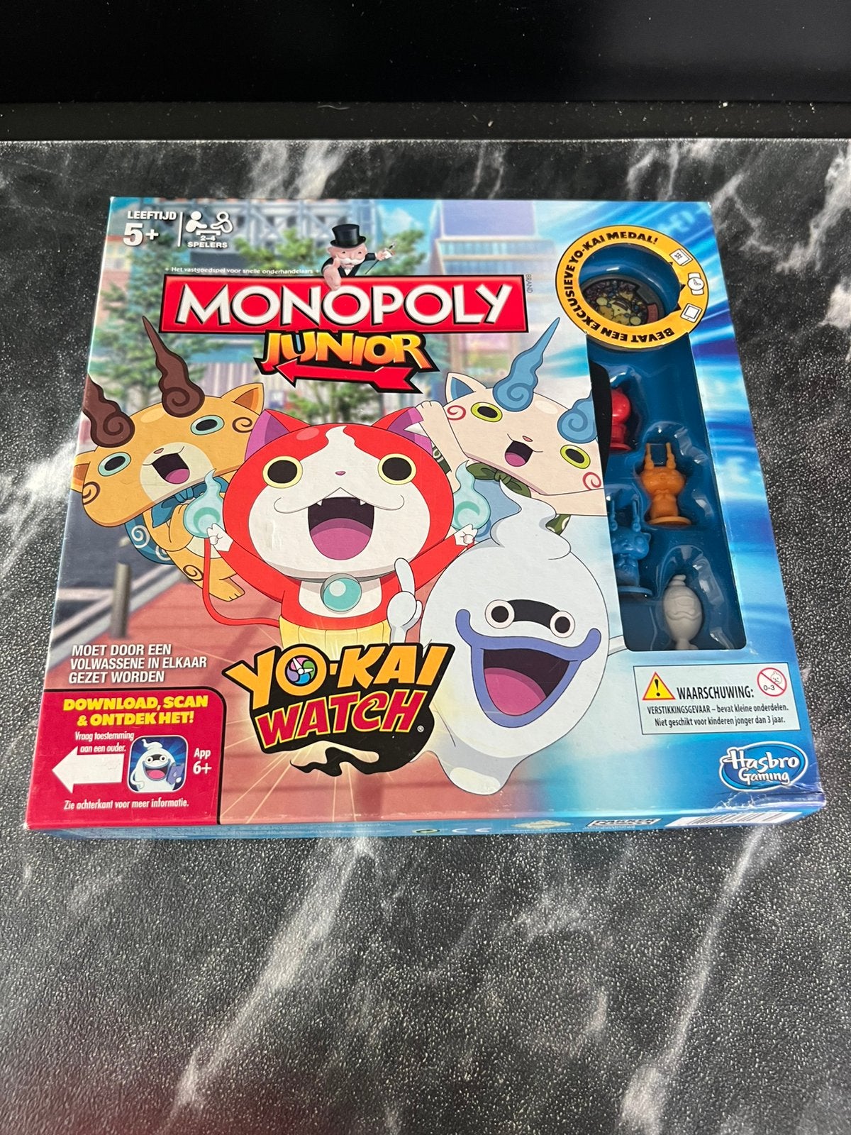 Hasbro Monoploy Junior Yo-Kai Watch, Ophalen of Verzenden, Zo goed als nieuw