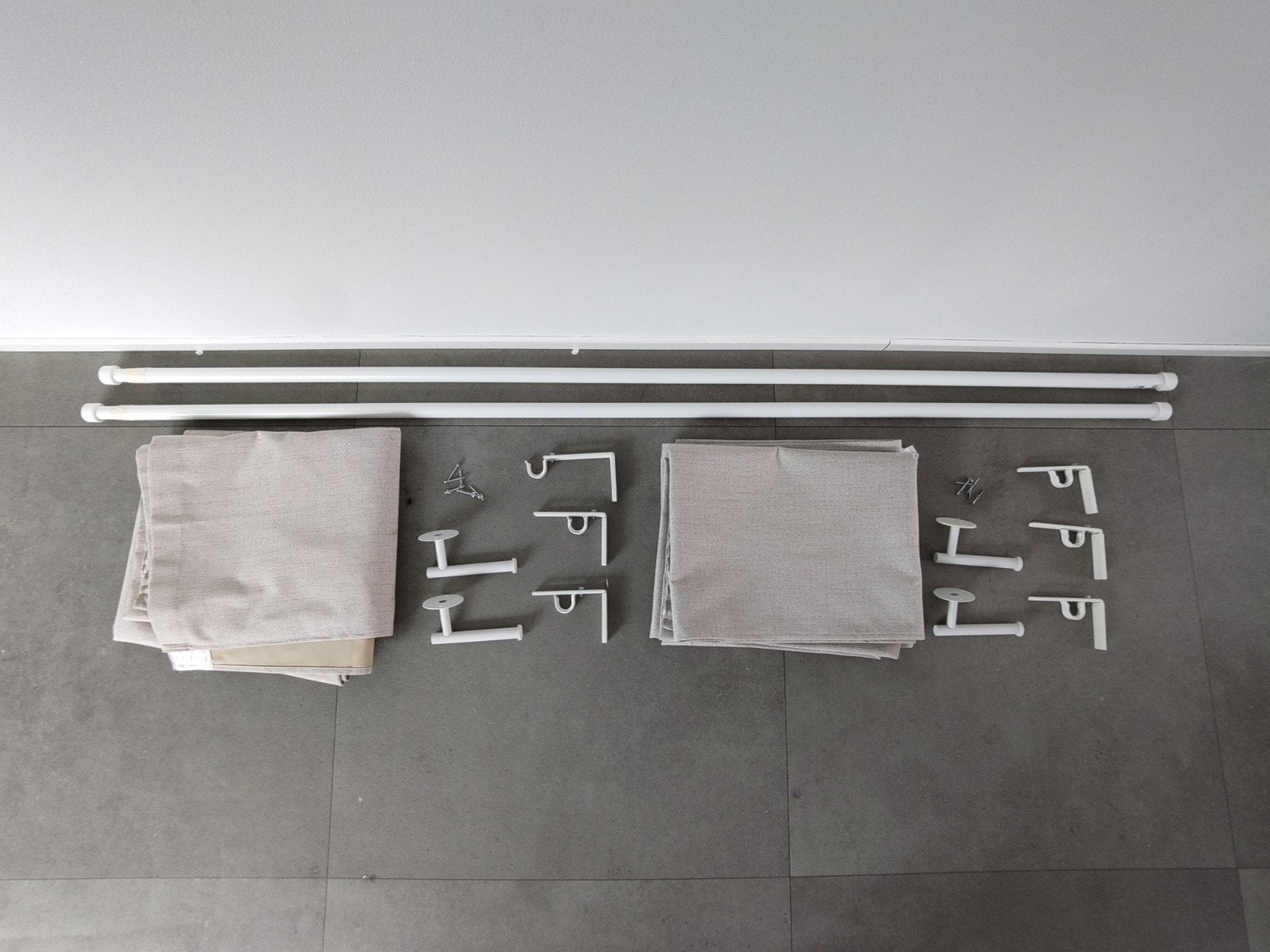 4x Gordijn ALDRA 140x175 verduisterend zand met extra access, Ophalen, Zo goed als nieuw, Beige