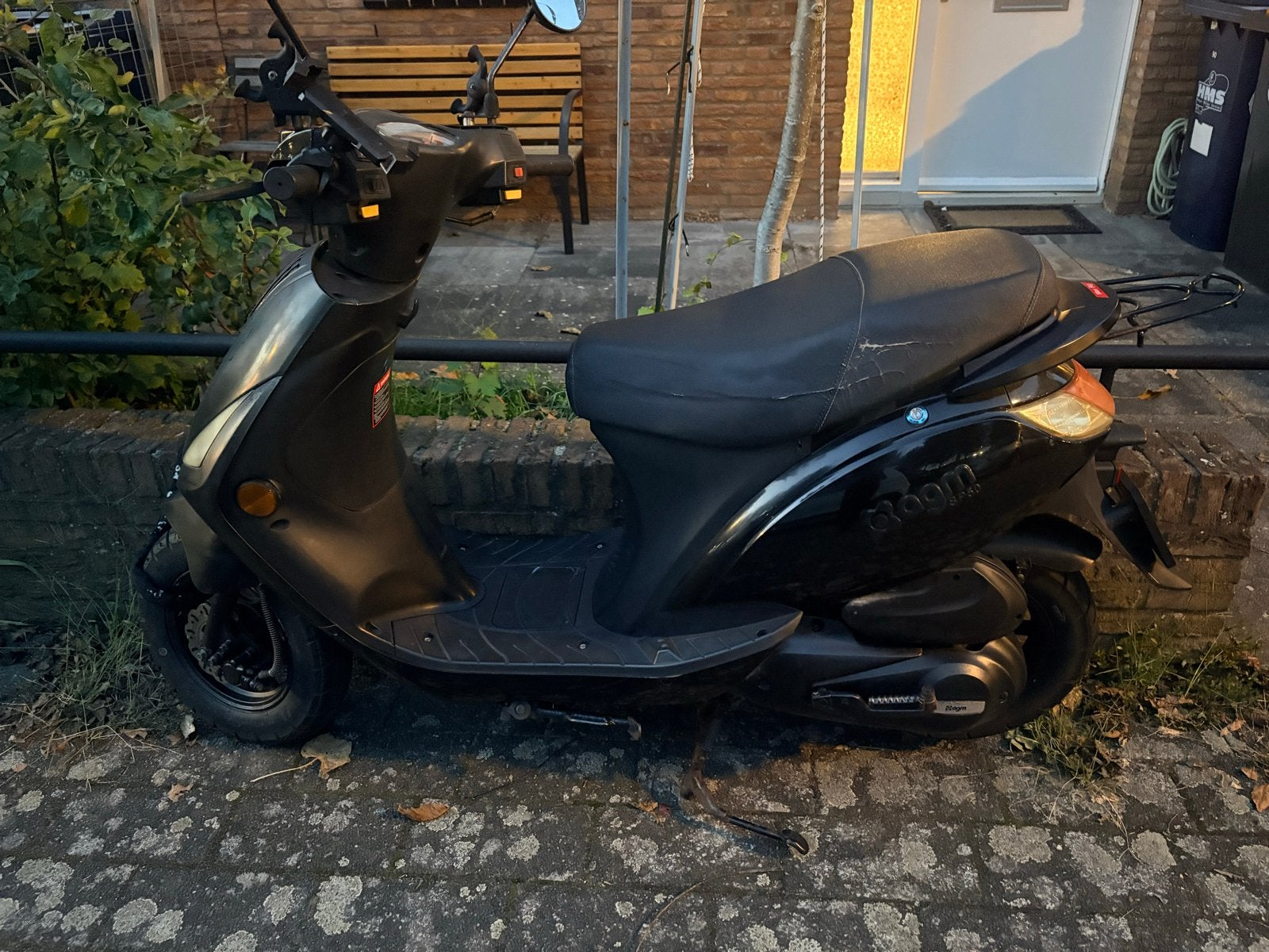 AGM SP 50 – 2016 – Zuinig en rijdt goed, Ophalen, Gebruikt, Benzine, Overige merken