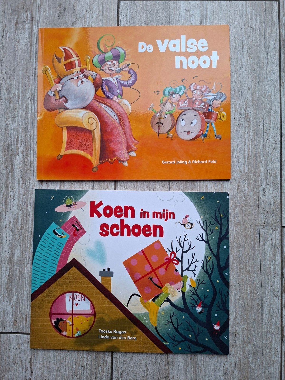 Sinterklaas boeken: De Valse Noot & Koen in mijn Schoen, Ophalen, Gerard Joling, Richard Feld, Tooske Ragas, Linda van den Berg
