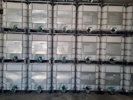 Zogoed als nieuwe ibc van 640 L met grote opening (Tonnen ), Tuin en Terras, Regentonnen, 150 liter of meer, Ophalen, Zo goed als nieuw