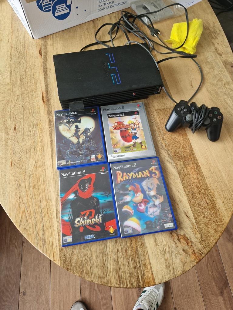 PlayStation 2 Console, Spelcomputers en Games, Spelcomputers | Sony PlayStation 2, Ophalen of Verzenden, Met 1 controller, Gebruikt