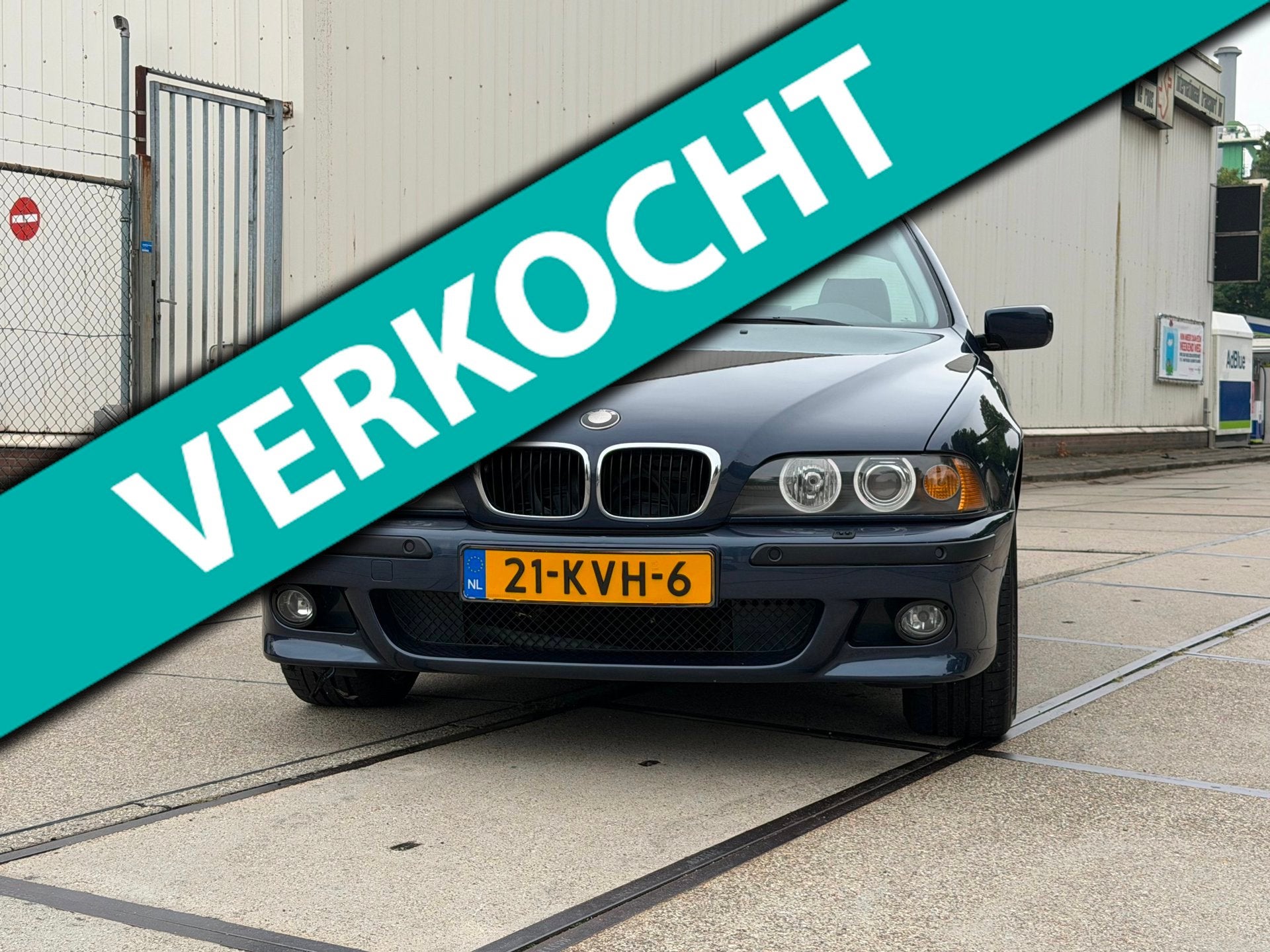 BMW 5-serie 530i E39 Automaat Xenon/19inc Breedset Apk, Auto's, Automaat, Achterwielaandrijving, Gebruikt, Blauw