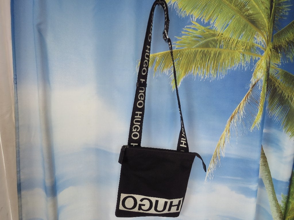 Reporter schouder tas tribute S   HUGO BOSS, Sieraden, Tassen en Uiterlijk, Ophalen of Verzenden, Gebruikt, Zwart, Overige merken