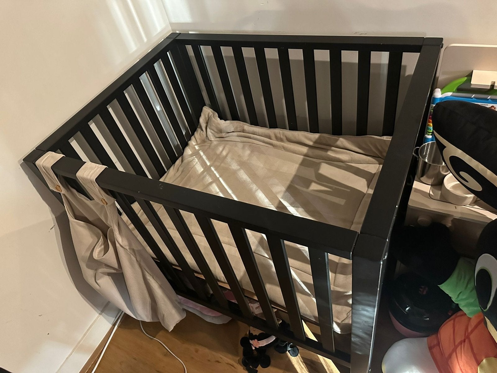 Zwarte box 100x80 cm, Kinderen en Baby's, Boxen, Ophalen, Gebruikt, Rechthoekig