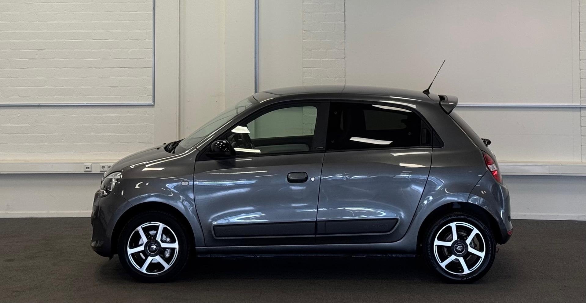 Renault Twingo 1.0 SCe Limited 100% Dealer onderhouden 1e Ei, Auto's, Gebruikt, 4 stoelen, Origineel Nederlands, Bedrijf