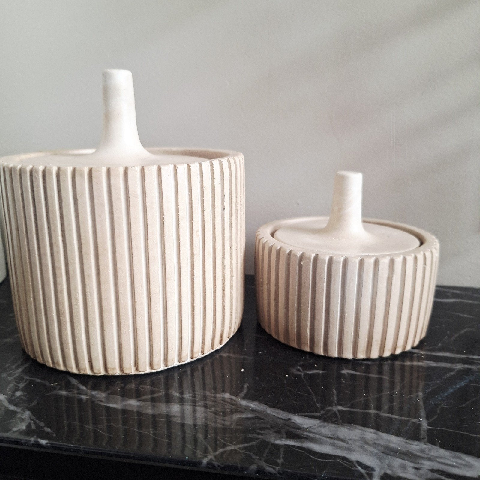 beige ribbelpotjes steen iniza japandi stijl, Nieuw, Ophalen of Verzenden, X, X