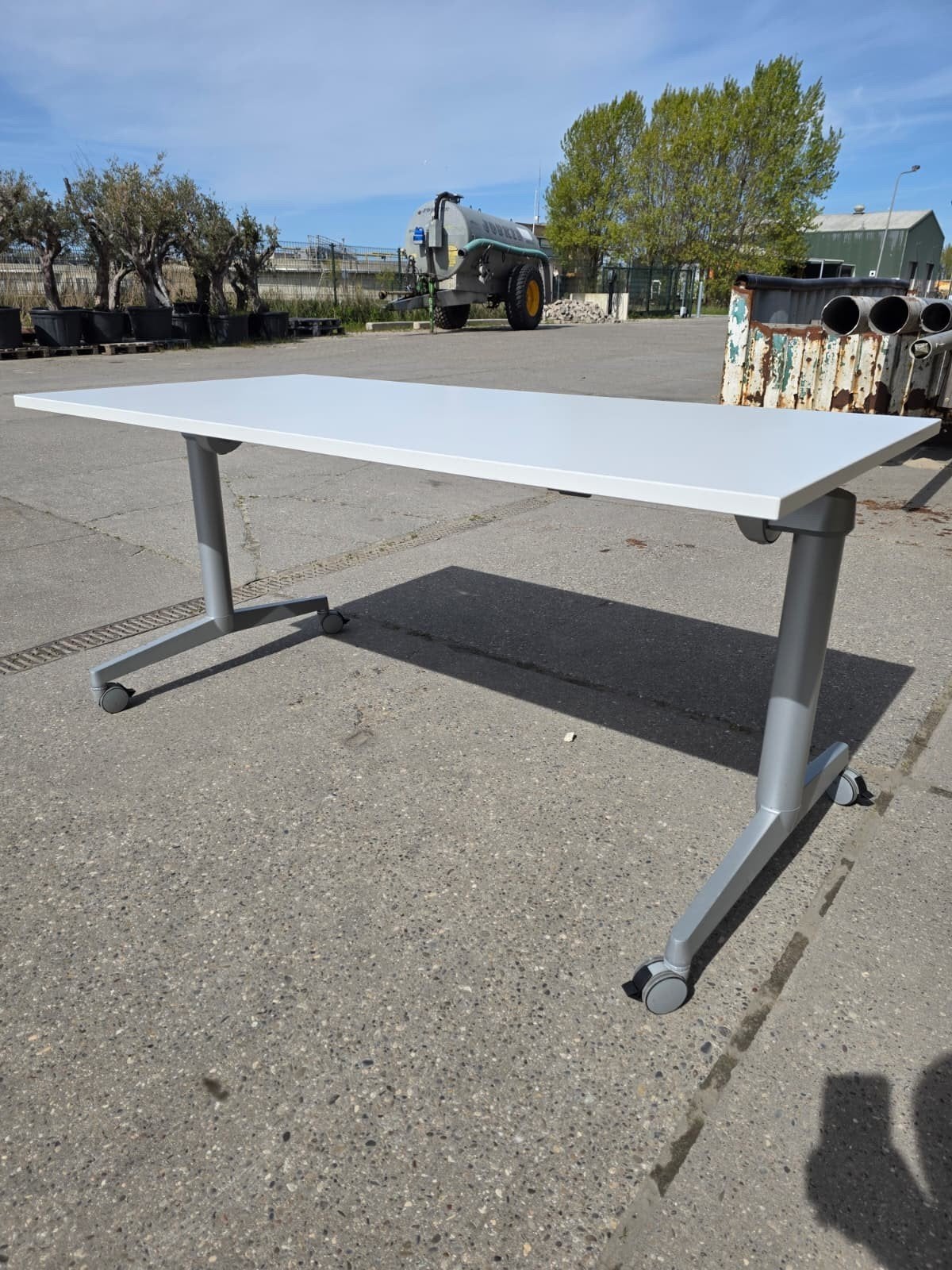 Steelcase Fliptop Bureau/Tafel Verrijdbaar - 5 Stuks, Huis en Inrichting, Bureaus, Ophalen, Overige typen, Gebruikt, Metaal