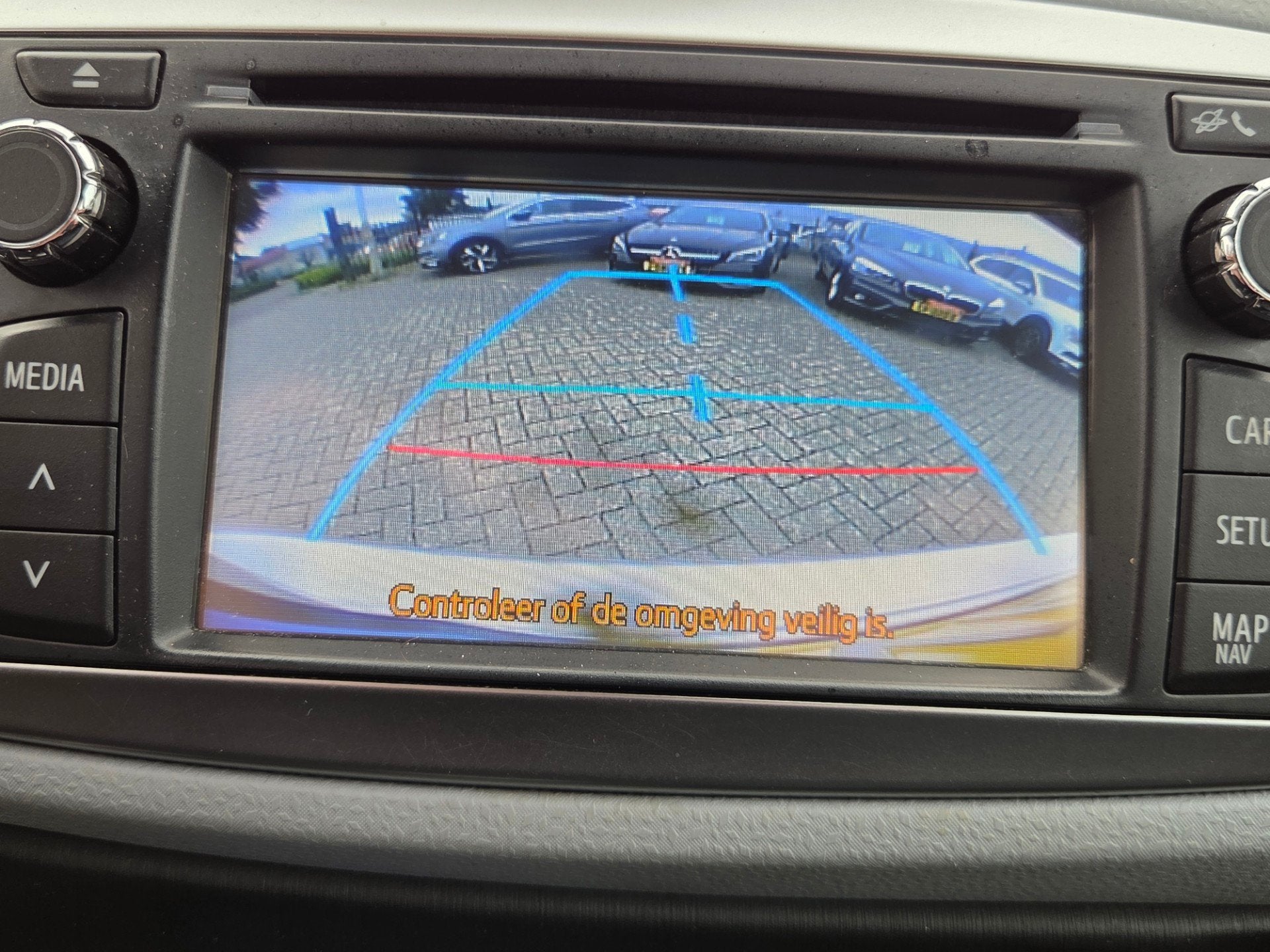 Foto 3 van Toyota Yaris 1.5 Full Hybrid /CAMERA/CRUIS CONT/ DEALER ONDE
