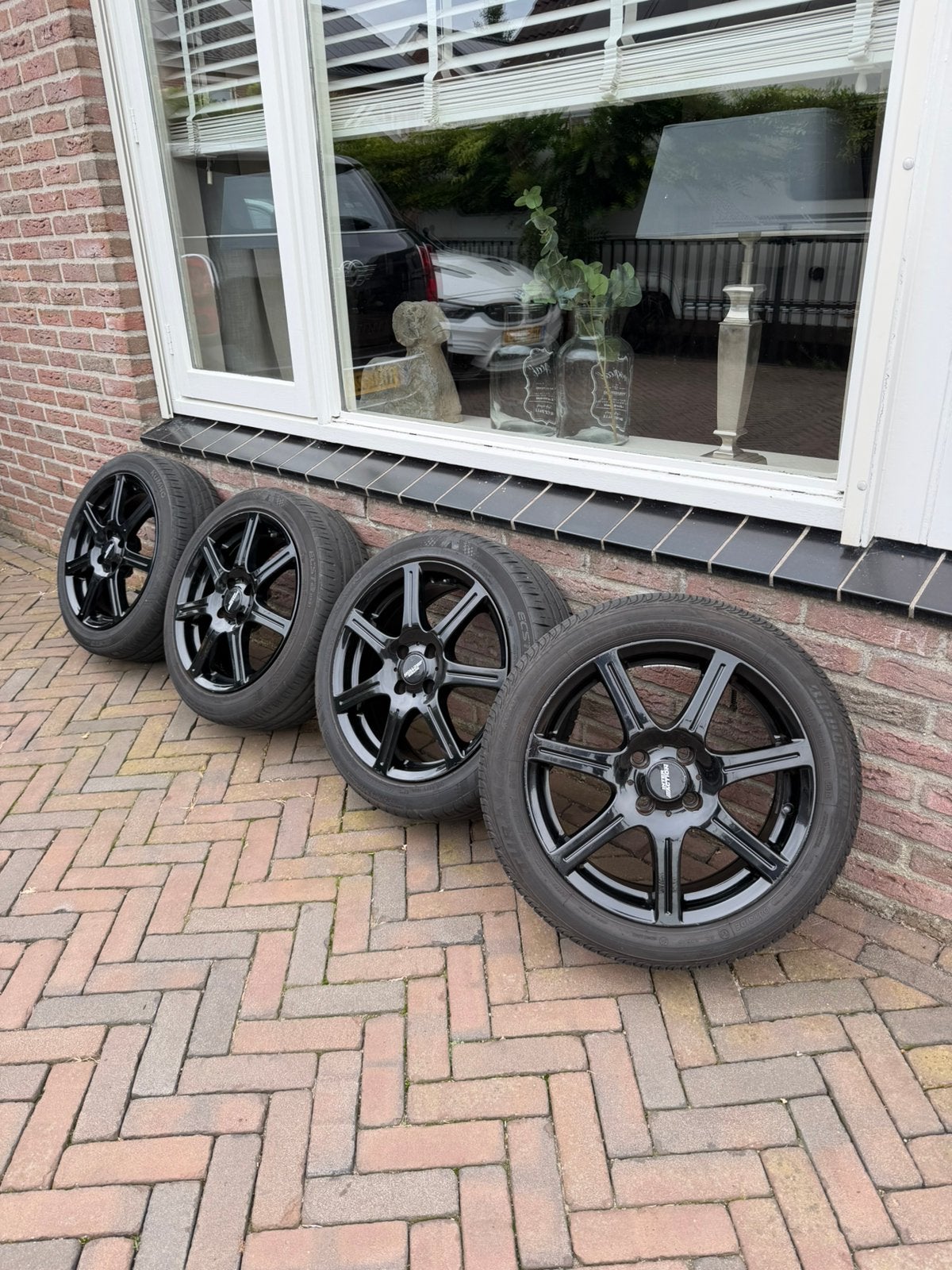 Mooie set velgen met banden 4x100 6-7mm profiel, Auto-onderdelen, Banden en Velgen, Ophalen, 16 inch, Banden en Velgen, 185 mm