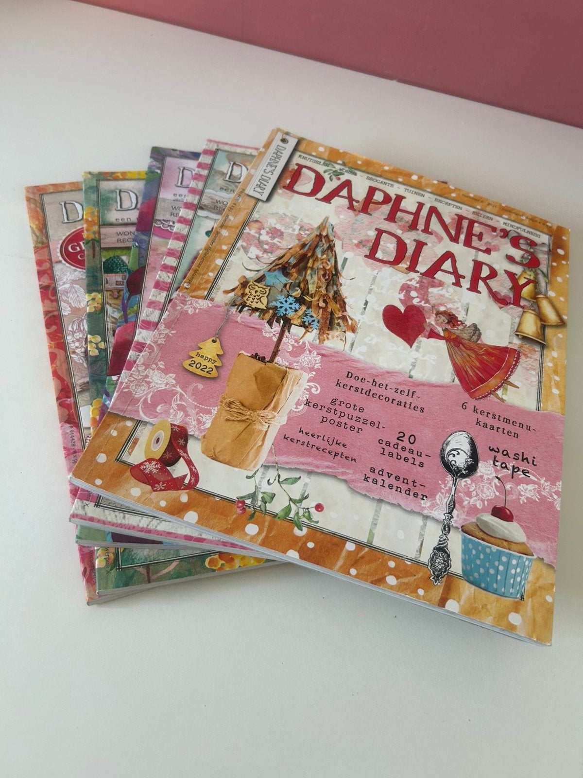 5x Daphne’s Diary magazine, Ophalen of Verzenden, Zo goed als nieuw, Damesbladen
