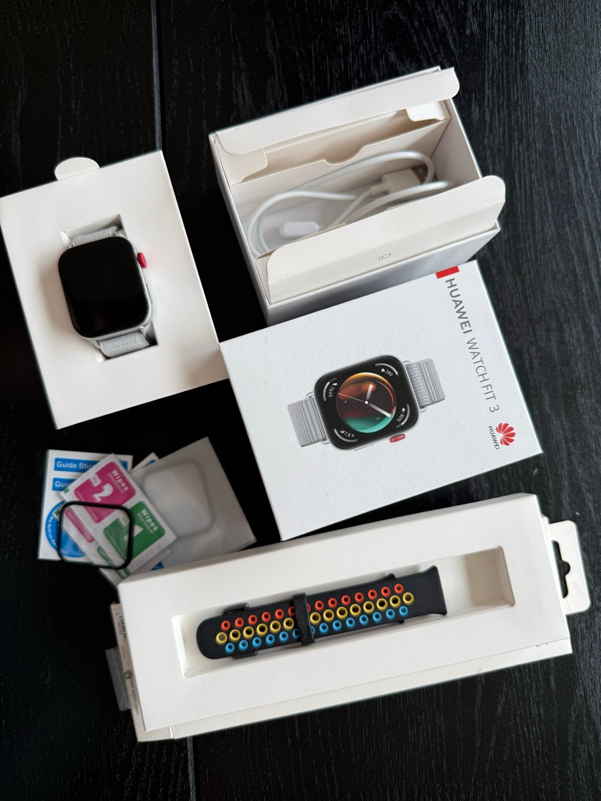 Huawei Watch Fit 3 NFC Edition - Grijs met extra bandje, Gebruikt, Conditie, Ophalen of Verzenden, Waterdicht