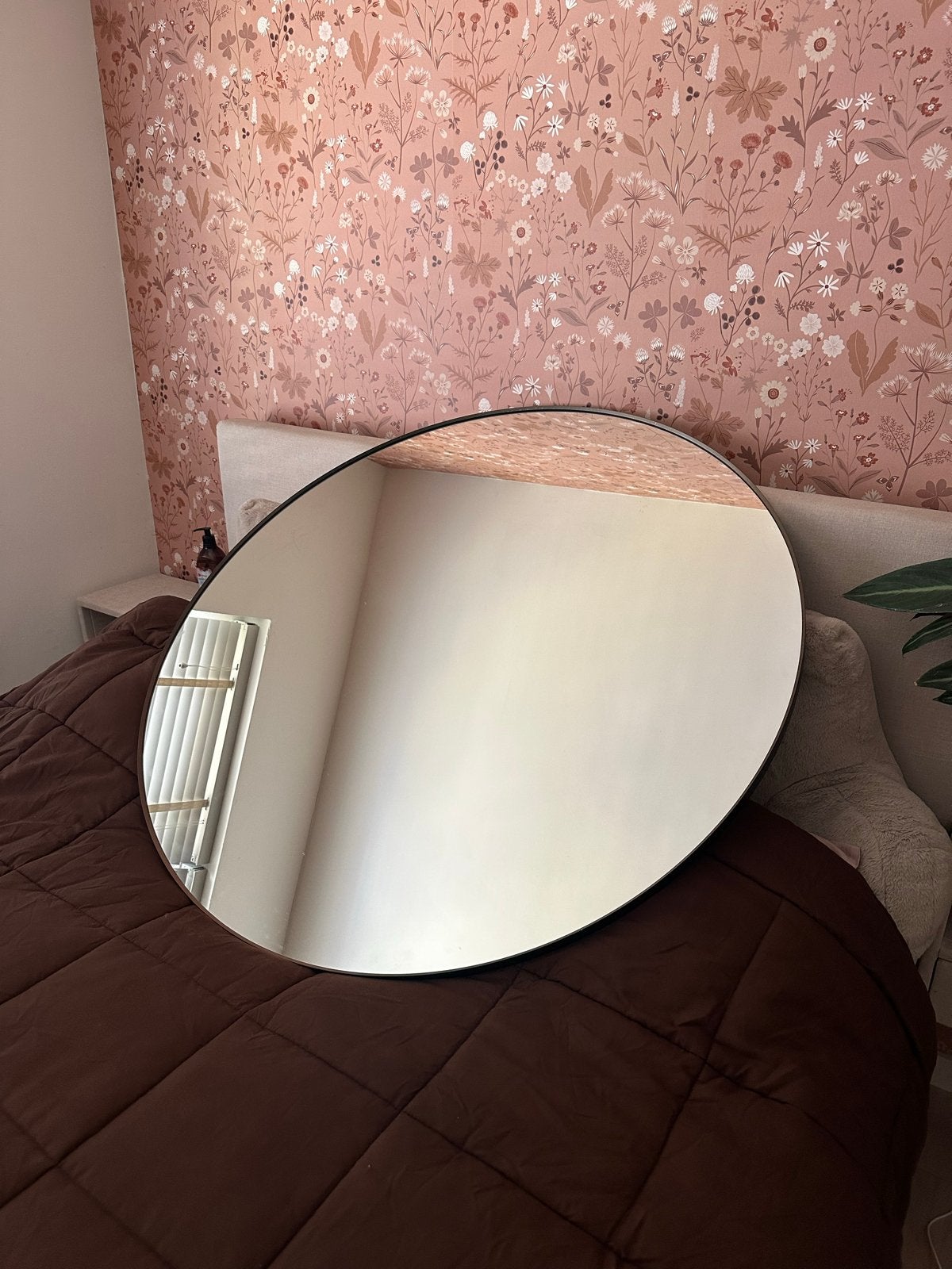 IKEA spiegel 110 cm met bronskleurige lijst, Ophalen, Gebruikt, 100 tot 150 cm, Rond
