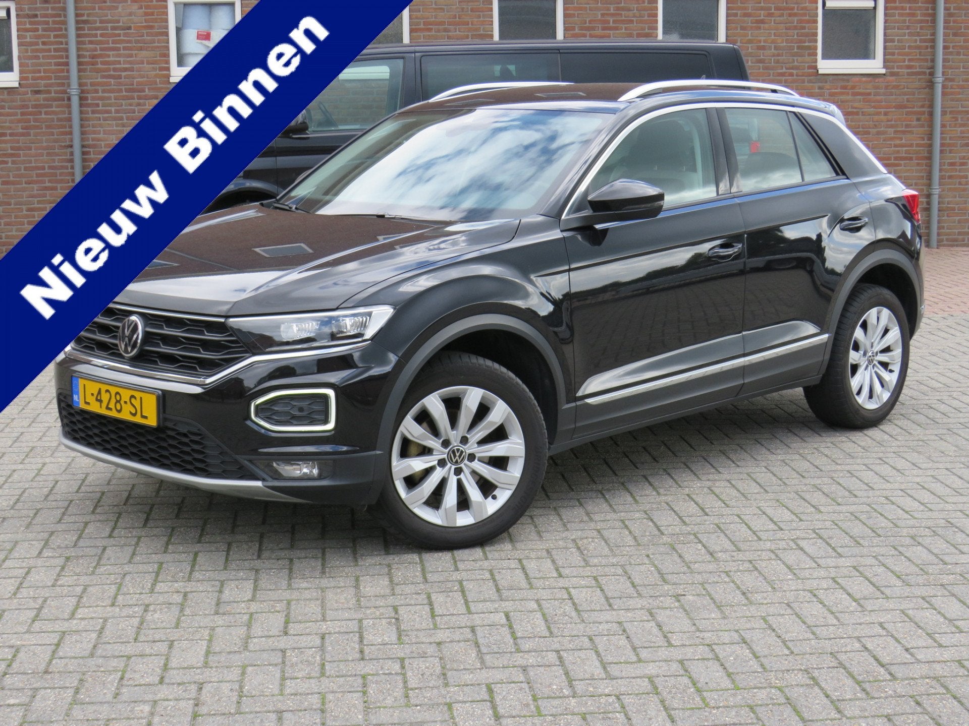 Volkswagen T-Roc 1.5 TSI 150Pk Sport DSG * Rijklaarprijs inc, Auto's, Euro 6, 4 cilinders, 150 pk, Leder en Stof