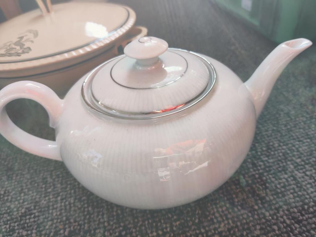 Vintage humann Arzberg Bavaria theepot wit met zilveren rand, Ophalen of Verzenden