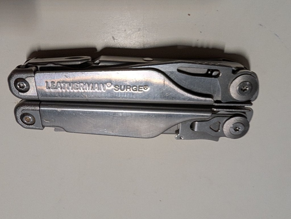 Leatherman surge multitool, Ophalen of Verzenden, Gebruikt