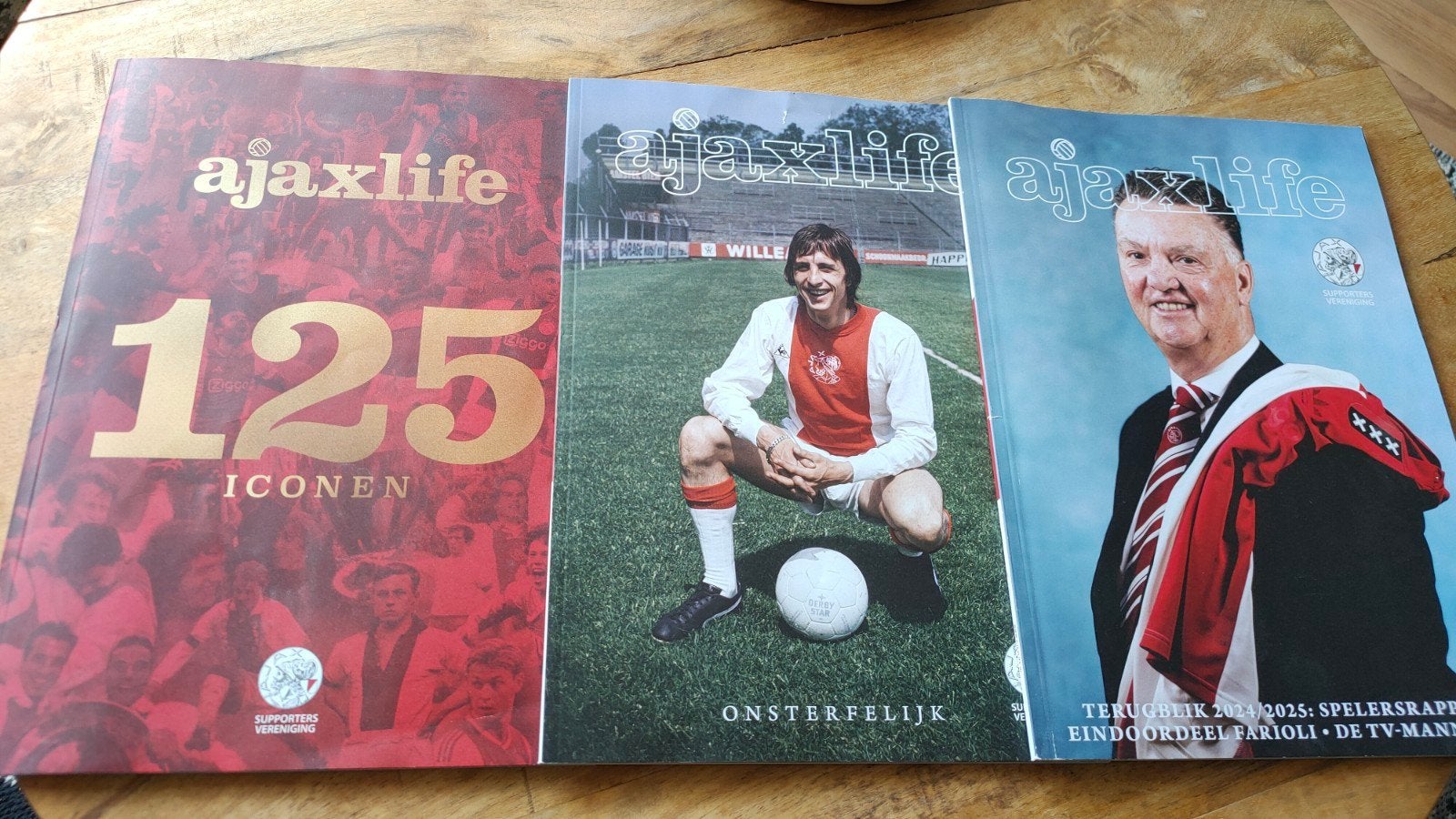 Ajax Fanclub Artikelen: Boeken en DVD 'De Trilogie', Ophalen of Verzenden, Zo goed als nieuw