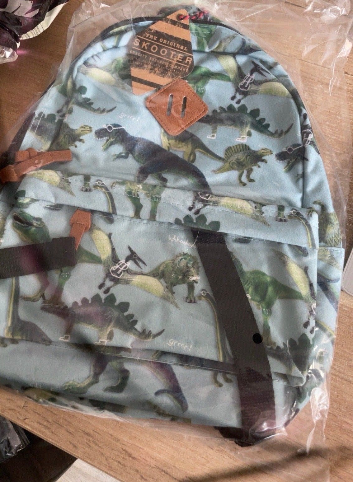 Nieuwe Skooter Rugzak met Dinosaurusprint - 10.5L, Sieraden, Tassen en Uiterlijk, Tassen | Rugtassen, Overige merken, 25 tot 40 cm