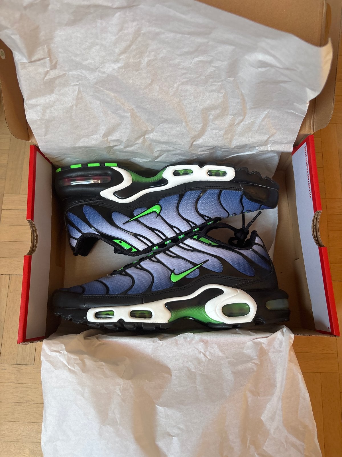 Nike Air Max Plus TN - Nieuw in doos, Ophalen of Verzenden, Nieuw, Overige kleuren, Sneakers of Gympen