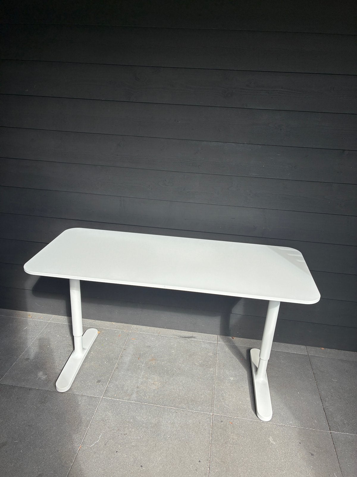 Tafel verstelbaar in hoogte- IKEA 140 x 60 cm, Huis en Inrichting, Zit-sta bureau, Gebruikt, 60 cm, 140 cm