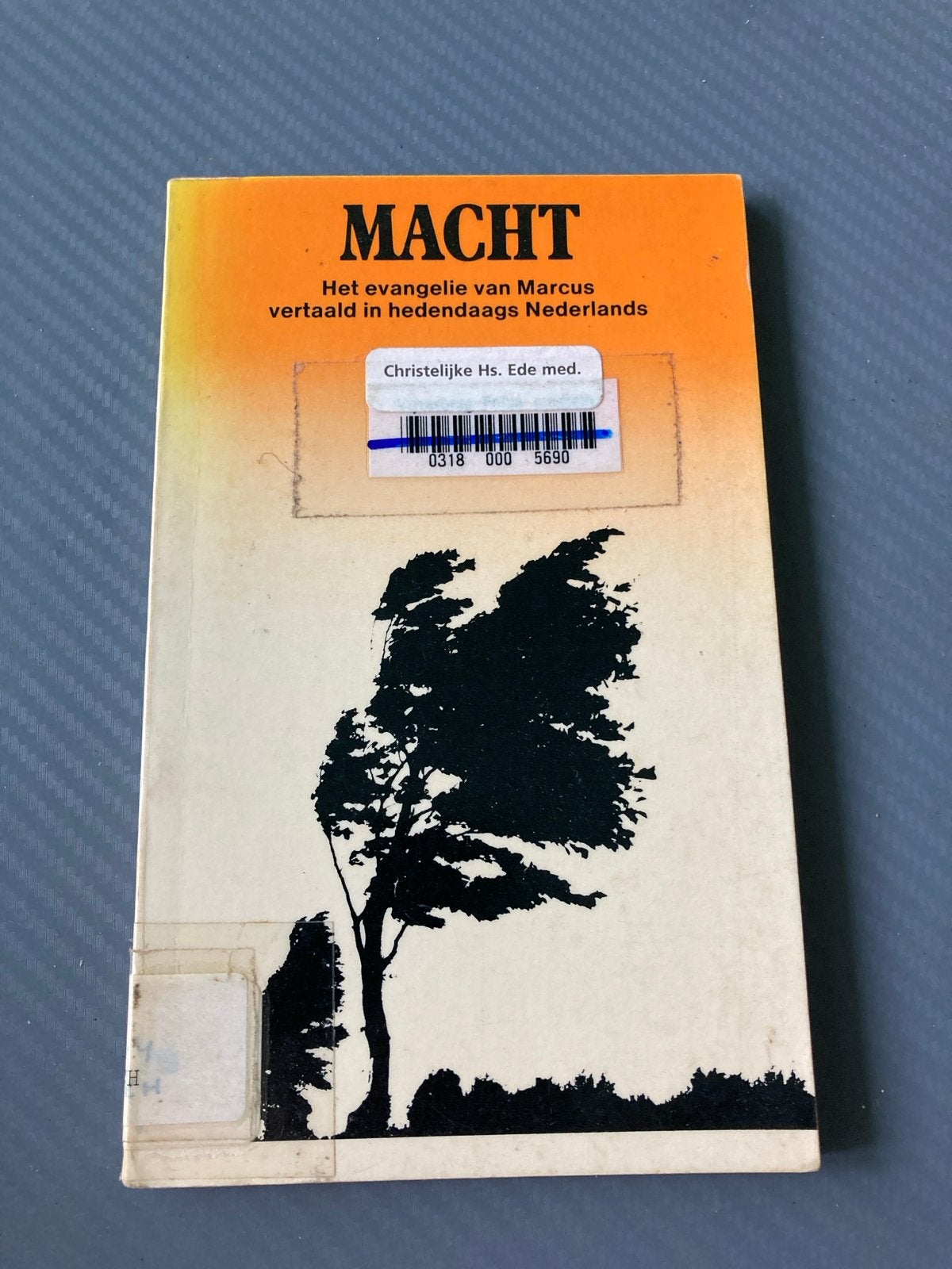 MACHT: Het evangelie van Marcus in hedendaags Nederlands, Ophalen of Verzenden, Gelezen, Christendom | Protestants