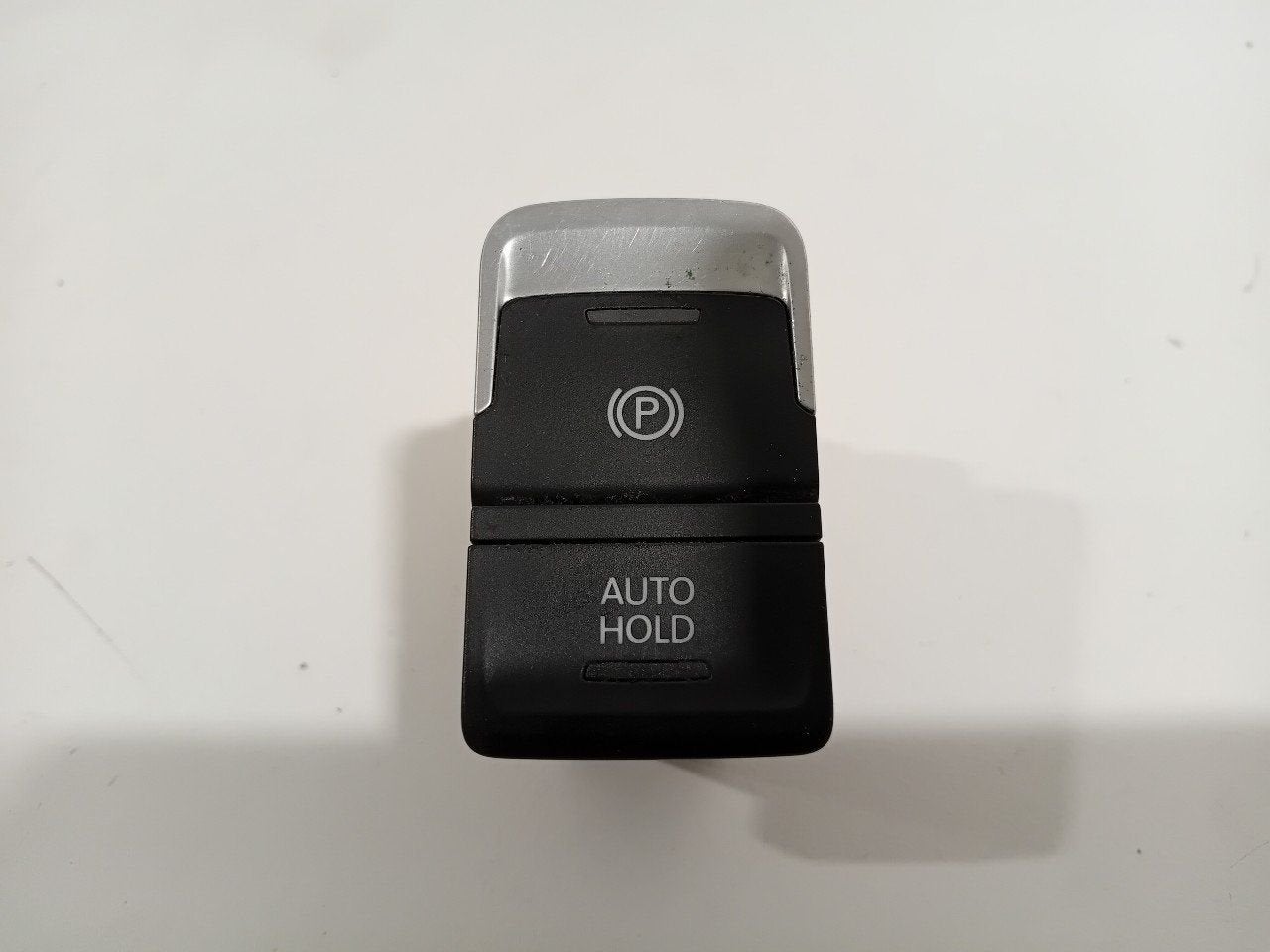 Handrem ontgrendeling Volkswagen Passat, Onderdelen@venauto.nl, Van der Ven Autorecycling B.V., Gebruikt, Ettenseweg 76, 4706 PB Roosendaal, The Netherlands