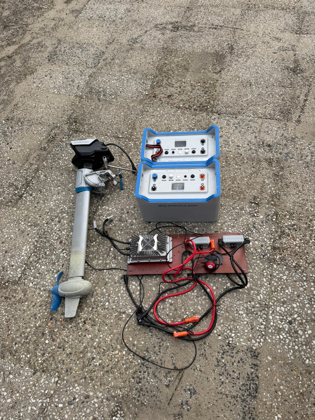 Epropulsion buitenboordmotor met 2 grote accu’s (6kwh), Ophalen, Zo goed als nieuw, Elektrisch, Minder dan 5 pk
