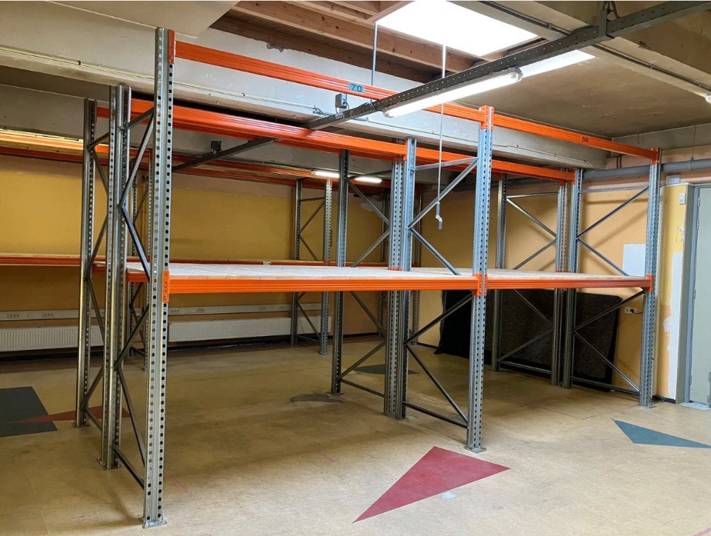 AR pallet stellingen, Ophalen, Zo goed als nieuw