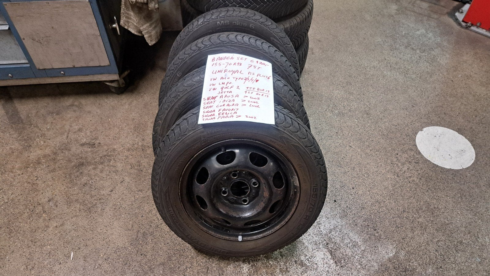 Banden set VW Polo/ Arosa / Lupo / Ibiza/ Arosa 155/70R13, Auto-onderdelen, Banden en Velgen, Ophalen, Gebruikt, 155 mm, 13 inch