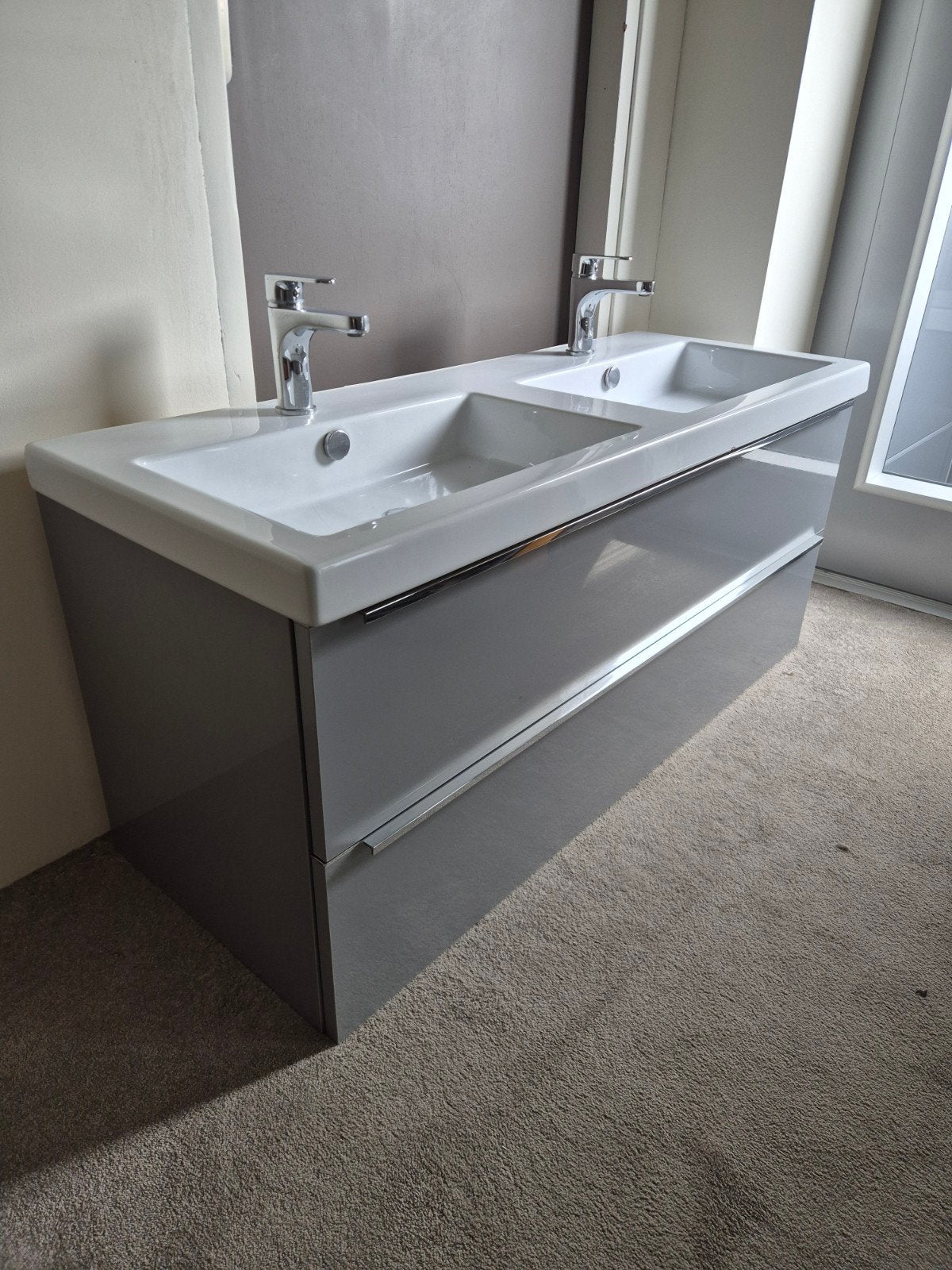 Badkamer meubel 120cm grijs zilver zie omschrijving, Huis en Inrichting, Badkamer | Badkamermeubels, Ophalen, Gebruikt, 100 tot 150 cm