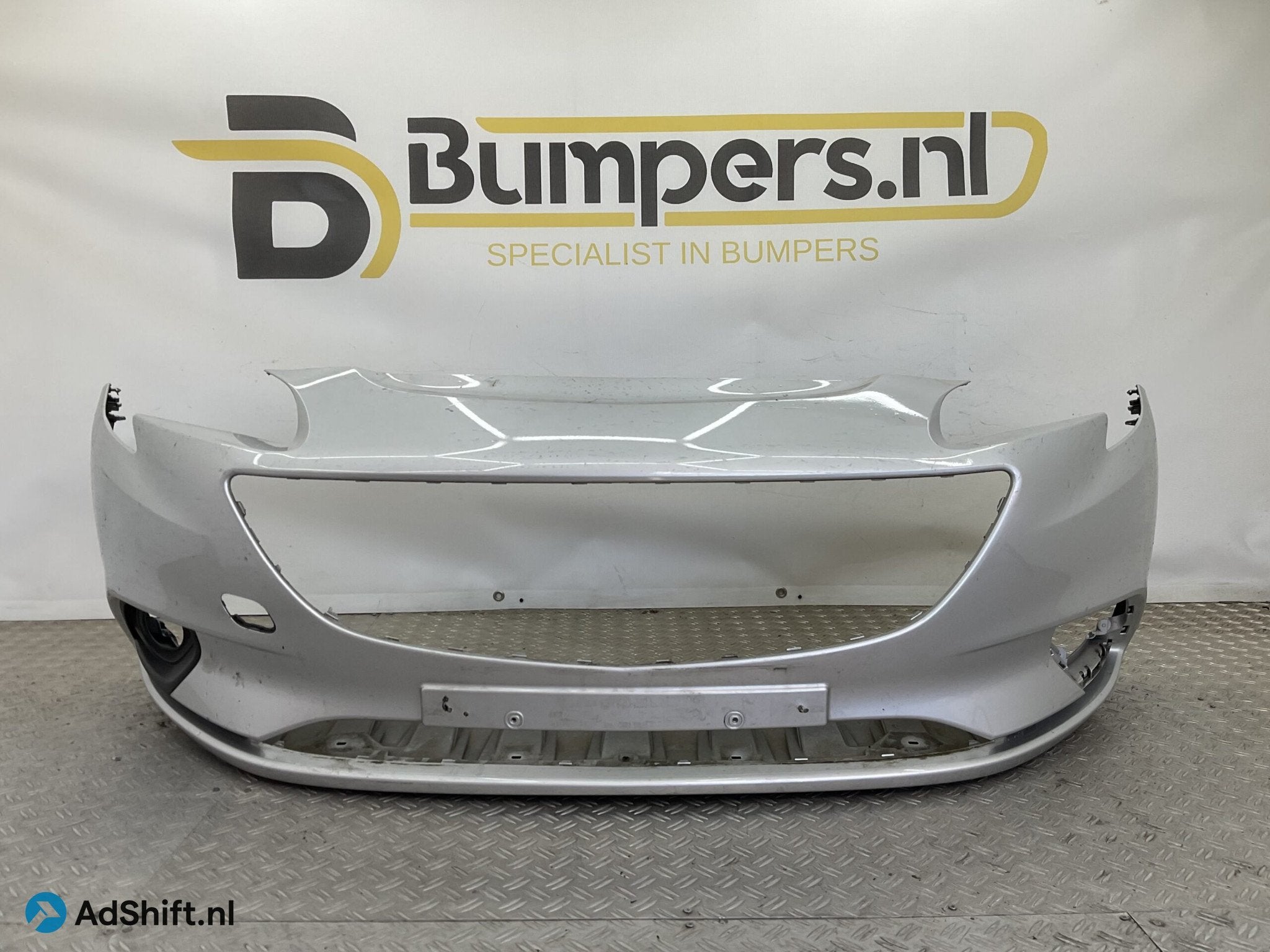 Bumper Opel Corsa E 2014-2019 39003567 Voorbumper i9-20124, Bumper