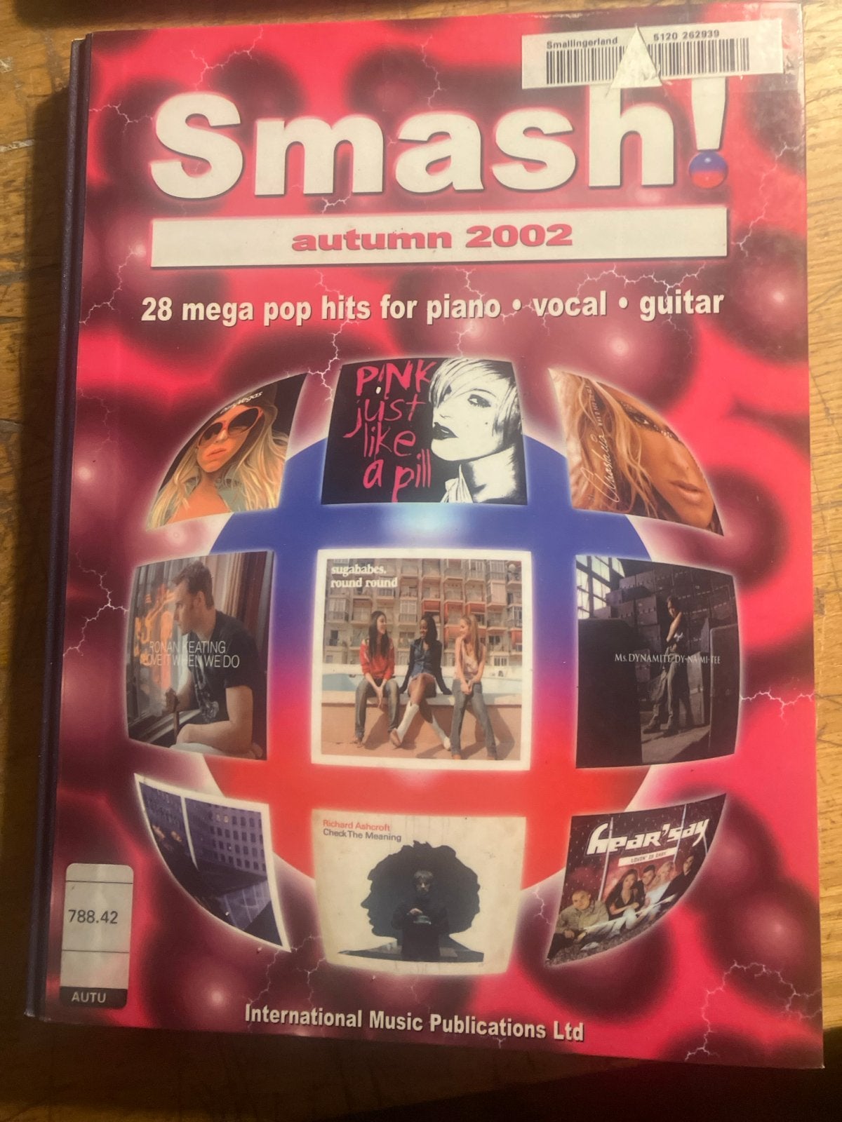 Smash! Autumn 2002 - 28 pop hits voor piano, zang, gitaar, Muziek en Instrumenten, Bladmuziek, Ophalen of Verzenden, Thema, Populair