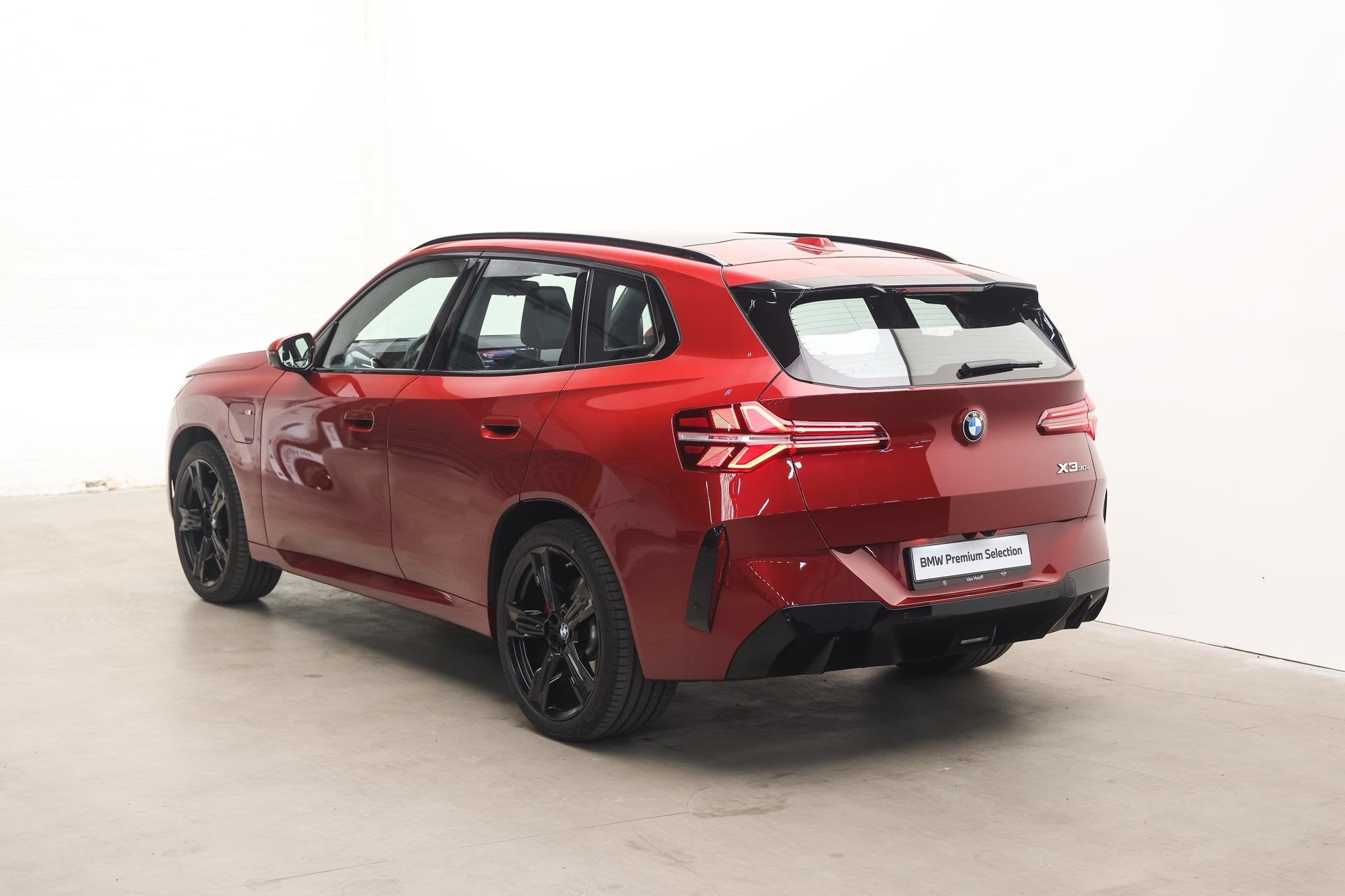 BMW X3 30e xDrive M Sport Automaat / Panoramadak / Trekhaak, Auto's, Automaat, 1998 cc, Gebruikt, Zwart