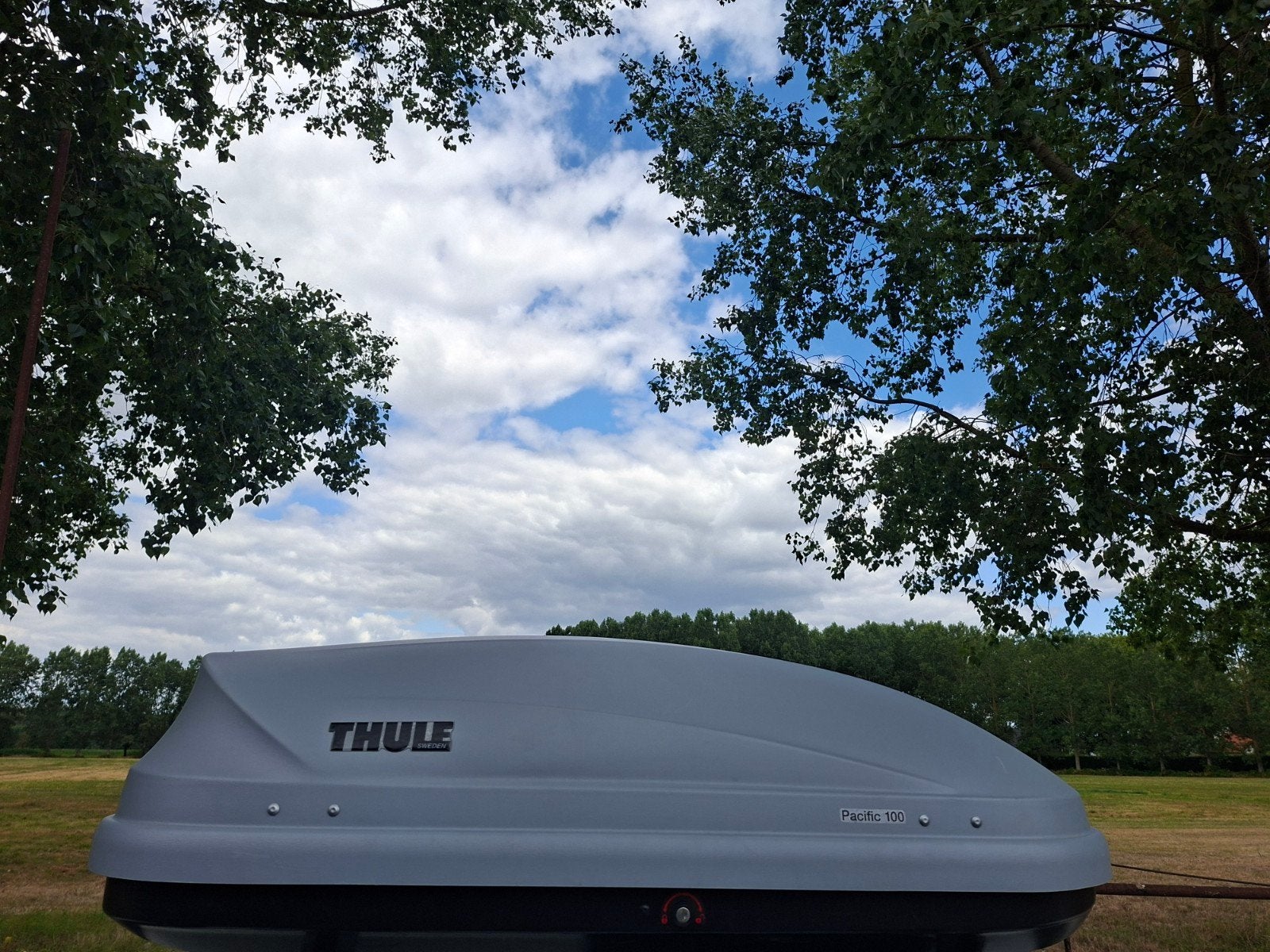 THULE PACIFIC 100, Ophalen, Zo goed als nieuw