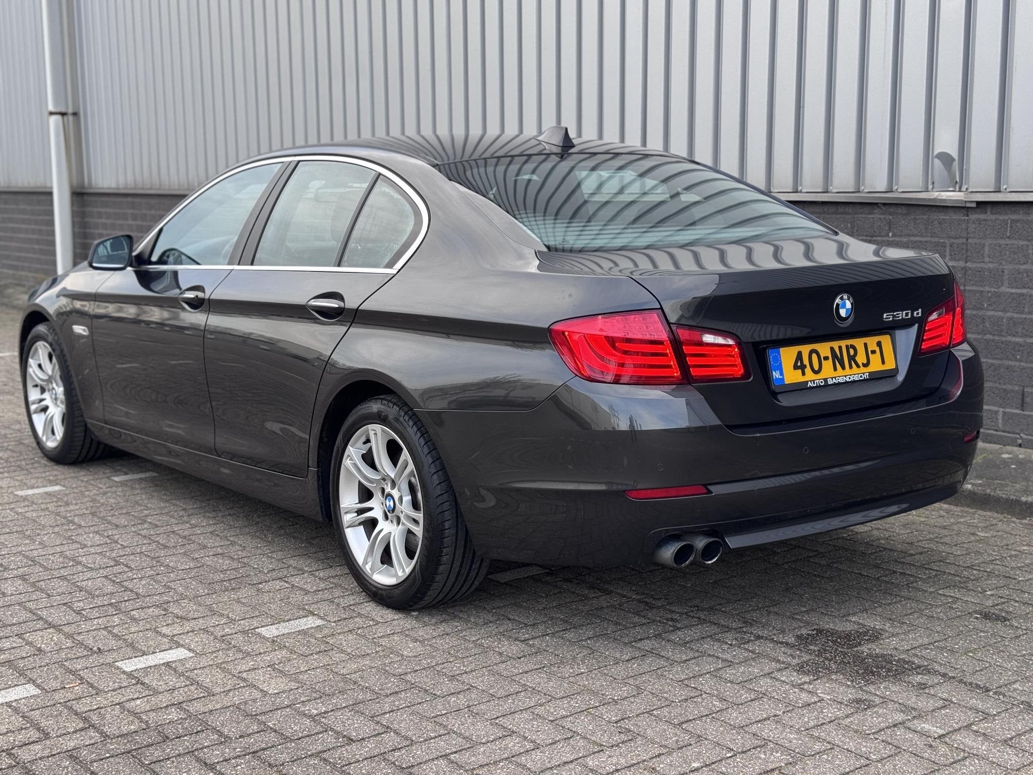 BMW 5-serie 530d Executive Automaat €6745 export EU, Auto's, Automaat, Euro 5, Gebruikt, 2993 cc