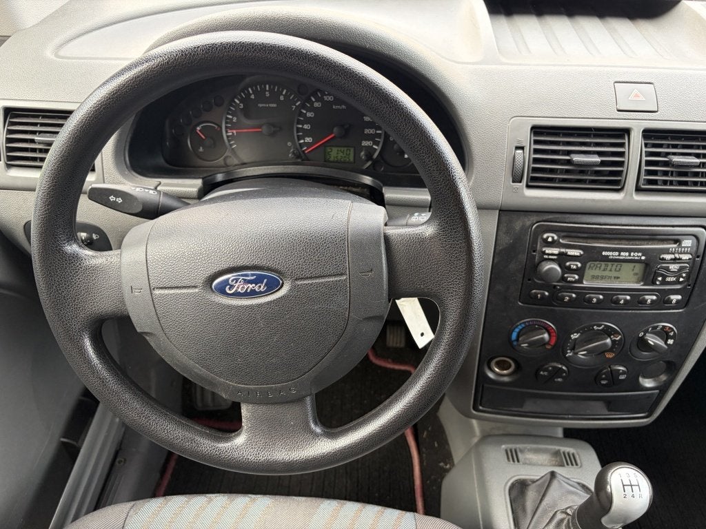 Ford Tourneo Connect 1.8-16V SWB (bj 2005), 745 kg, Gebruikt, 4 cilinders, Handgeschakeld