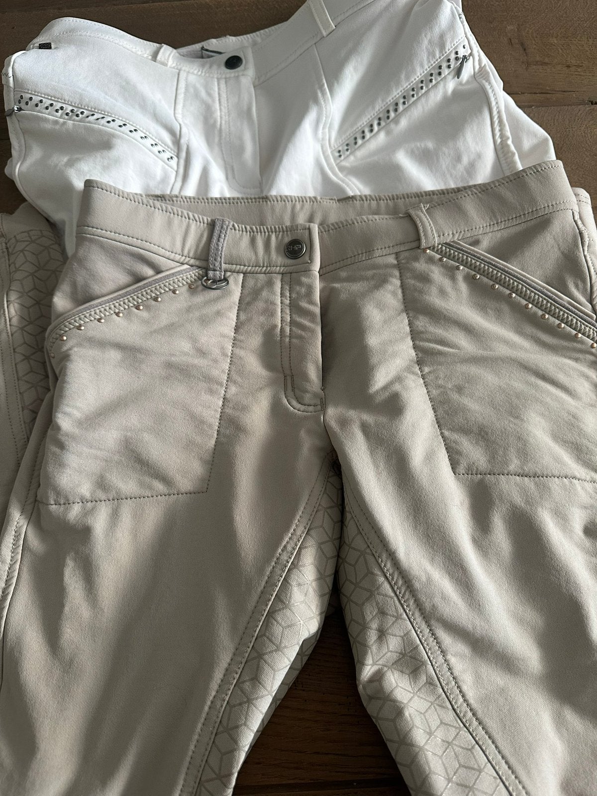 Qhp rijbroek 1x wit 1x beige maat 38, Dieren en Toebehoren, Paardrijkleding, Ophalen of Verzenden, Zo goed als nieuw, Onderkleding