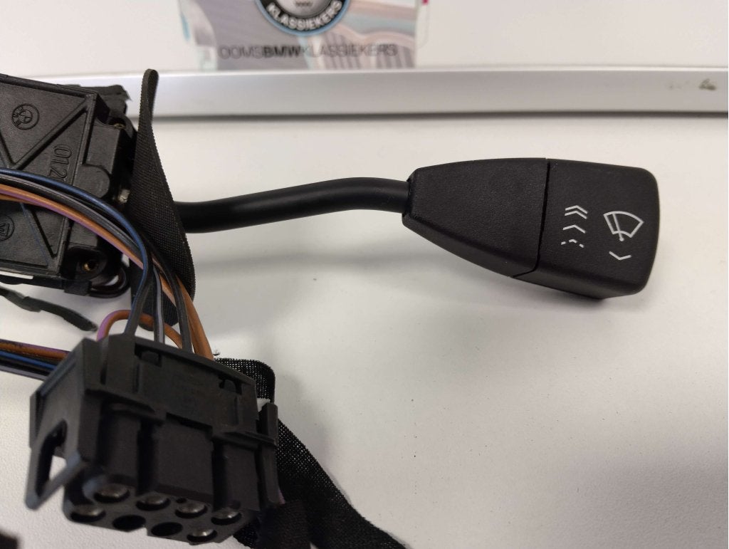 BMW E32 E34 Ruitenwisser schakelaar NIEUW 61318350697, Niet ingevuld, Niet ingevuld, Nieuw, Ophalen of Verzenden