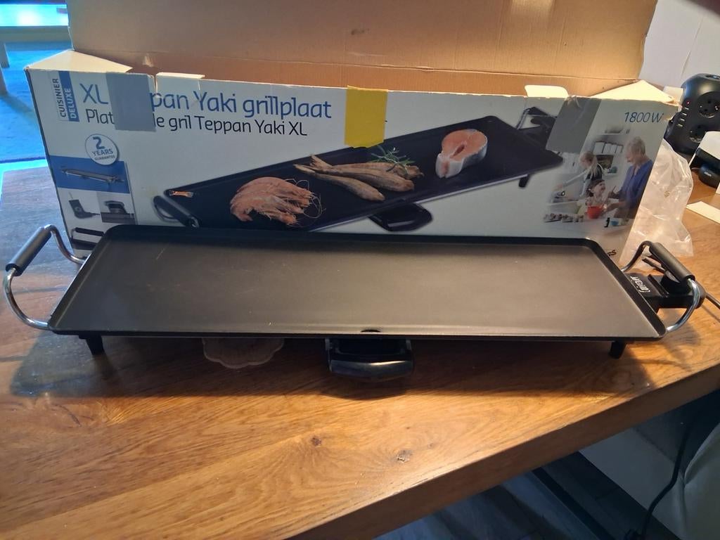 Cuisinier Deluxe Teppan Yaki Grillplaat XL 1800W, Ophalen of Verzenden, Zo goed als nieuw, Tafelgrill