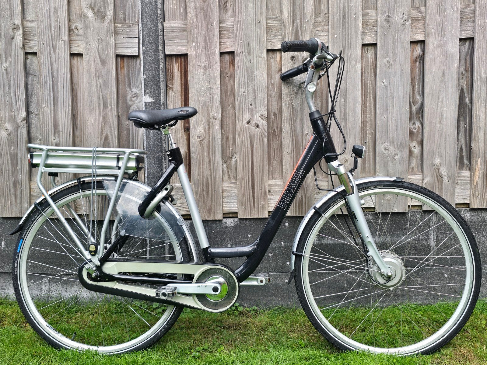 Bikkel Ibee 57cm Dames E-Bike Elektrischefiets, Versnellingen, 56 cm of meer, Zo goed als nieuw, Ophalen