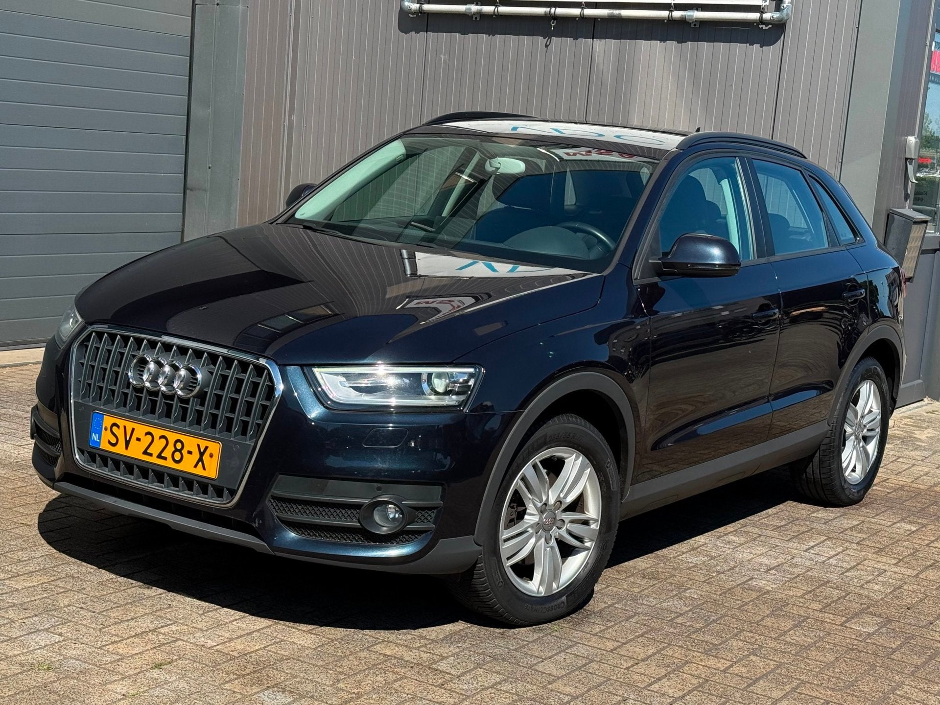 Audi Q3 1.4 TFSI Sport Edition | Automaat | Leder | Trekhaak, 1380 kg, 4 cilinders, 150 pk, Blauw