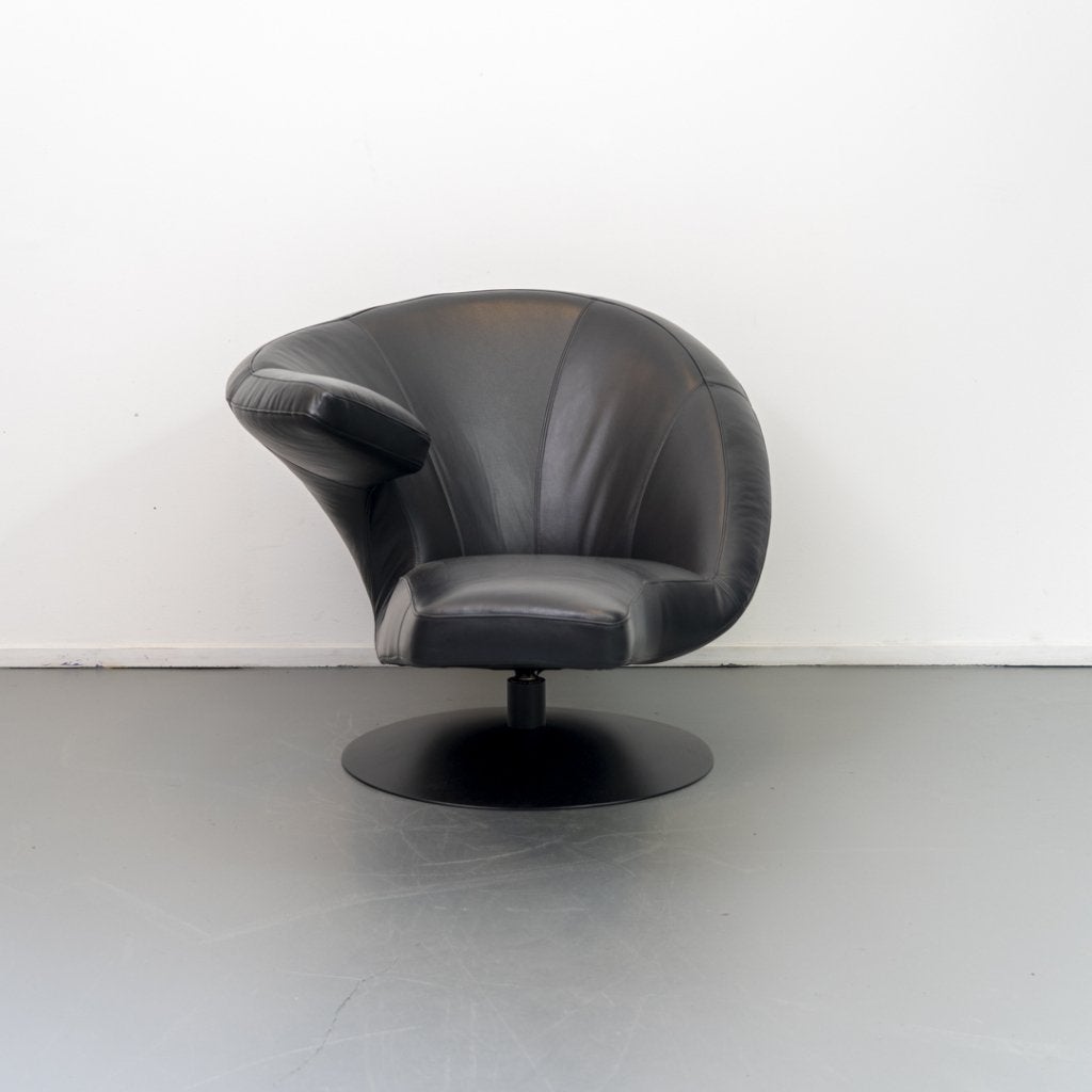 1x Leolux Parabolica Fauteuil Links Zwart Leer - Zwart Frame, Niet ingevuld, 125 tot 150 cm, Niet ingevuld, Ophalen of Verzenden