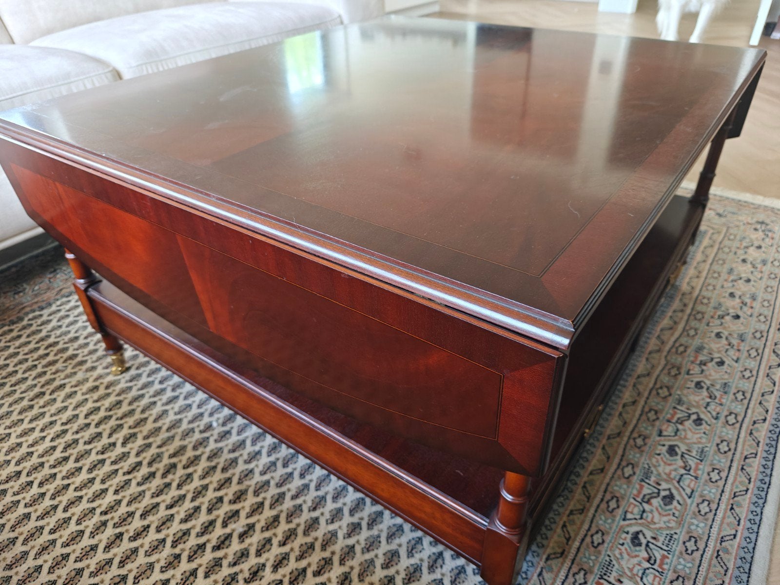 Klassieke salontafel met uitschuifbare bladen, Huis en Inrichting, Tafels | Salontafels, Gebruikt, 100 tot 150 cm, Minder dan 50 cm